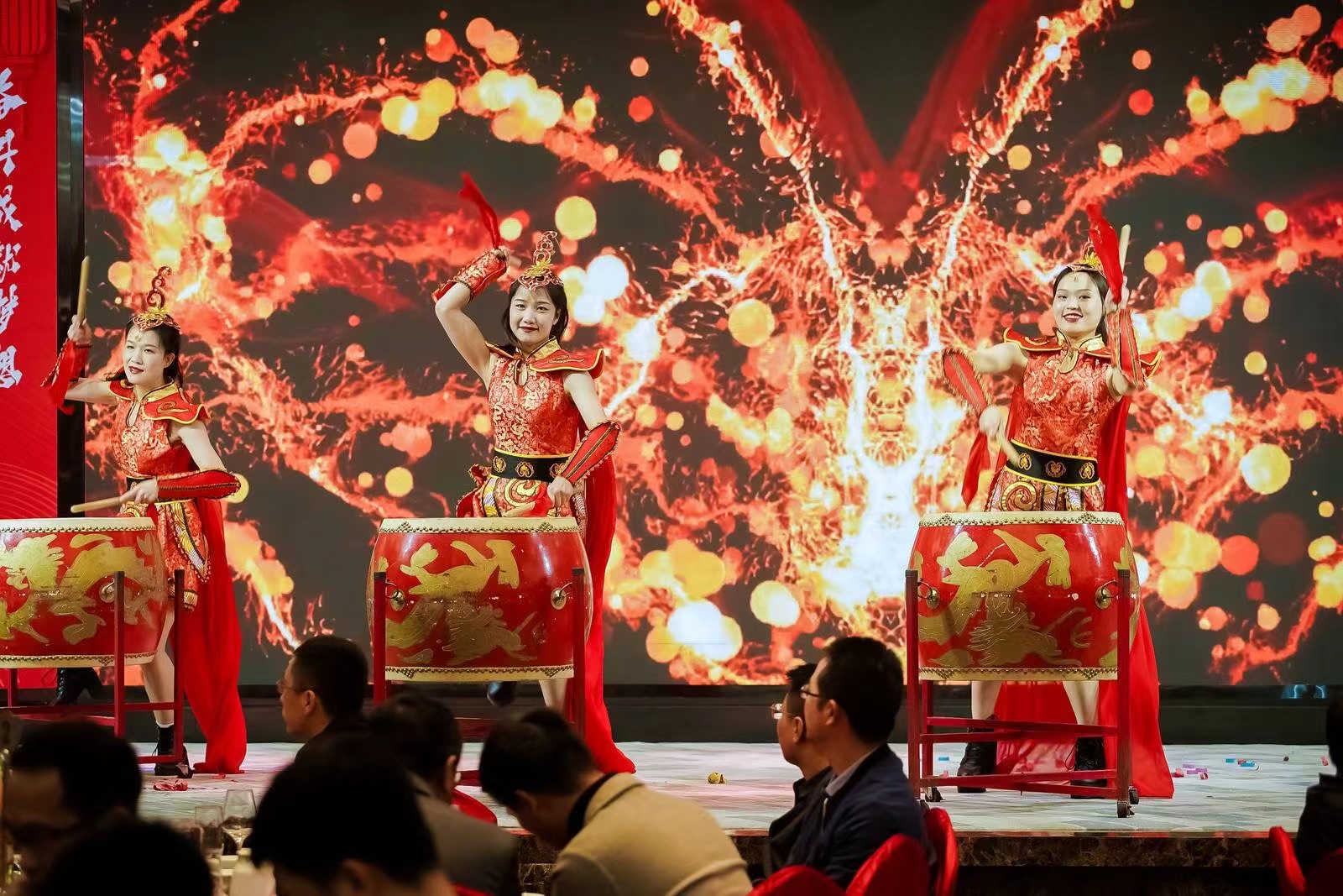 奮鬥成(chéng)就夢想,創新超越未來丨江西鴻利和斯邁得2023年春茗會圓滿舉辦! 奮鬥成(chéng)就夢想,創新超越未來丨江西鴻利和斯邁得2023年春茗會圓滿舉辦!