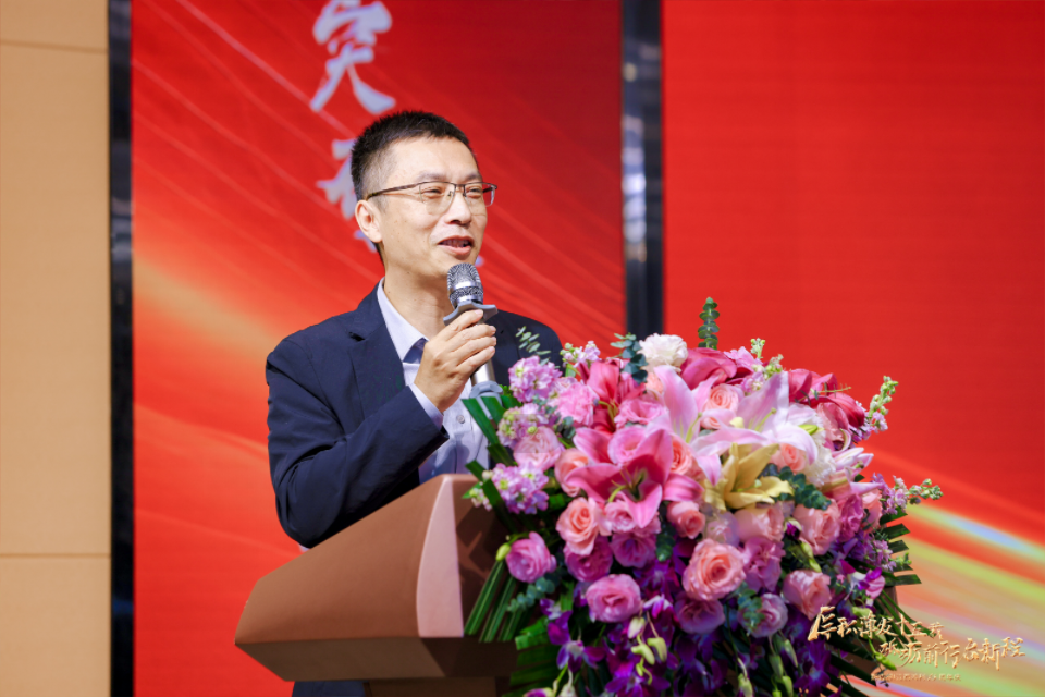 “厚積薄發(fā)十五載 砥砺前行啓新程”深圳市斯邁得半導體有限公司十五周年慶典 “厚積薄發(fā)十五載 砥砺前行啓新程”深圳市斯邁得半導體有限公司十五周年慶典